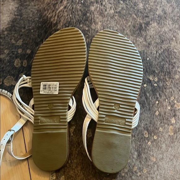 Michael Kors White Braided Sandals - Picture 4 of 5